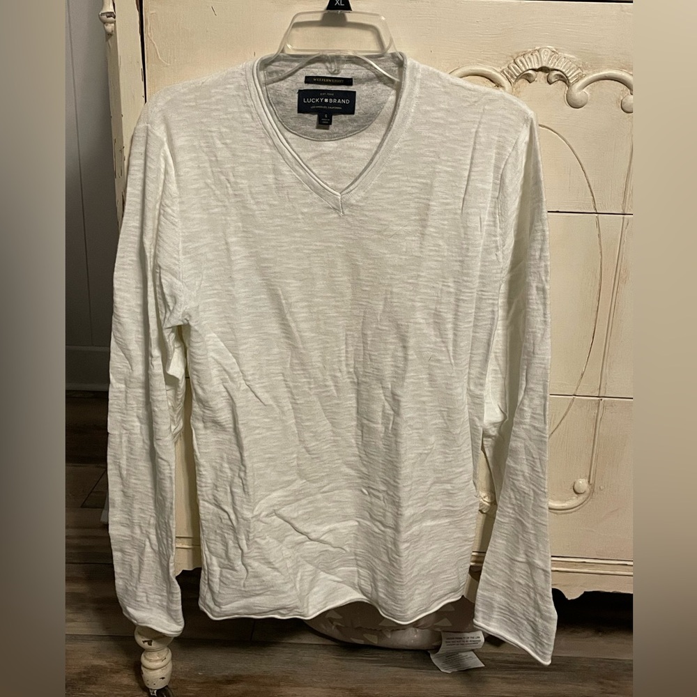 White V-neck Sweater